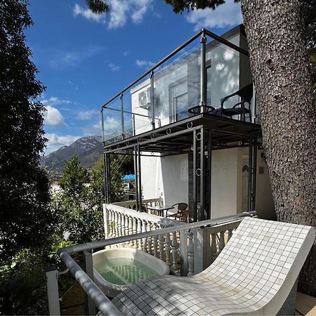 House In The Pines Villa ซูโตมอเร ภายนอก รูปภาพ